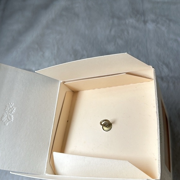 Vintage Hallmark Christmas Unbreakable Satin Ornament for Granddaughter 1981 NEW - Picture 8 of 8